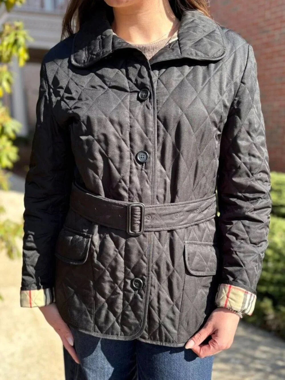 Burberry Quilted Belted Jacket - Size Medium - Picture 2 of 12